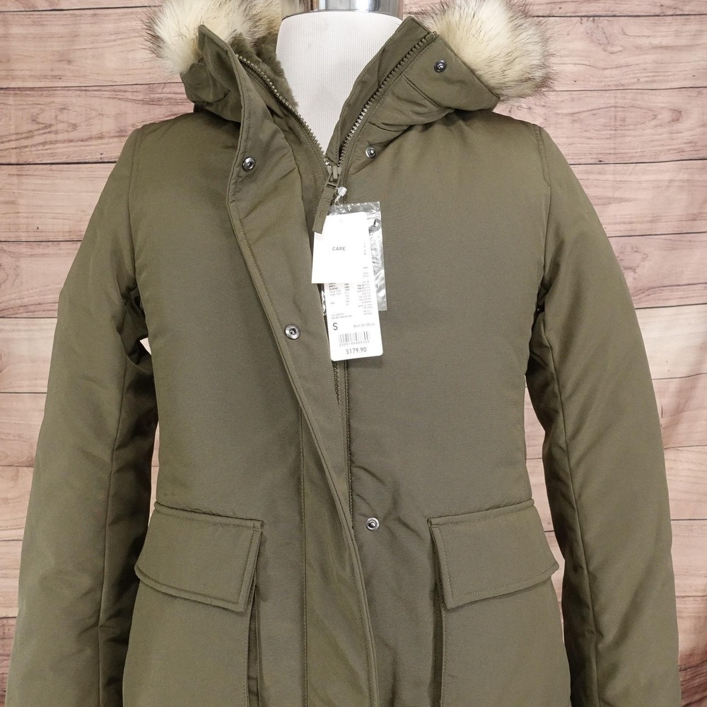 New! UNIQLO Coat Womens S Green Parka Hooded Ultra Warm Down Short Faux Fur Hood